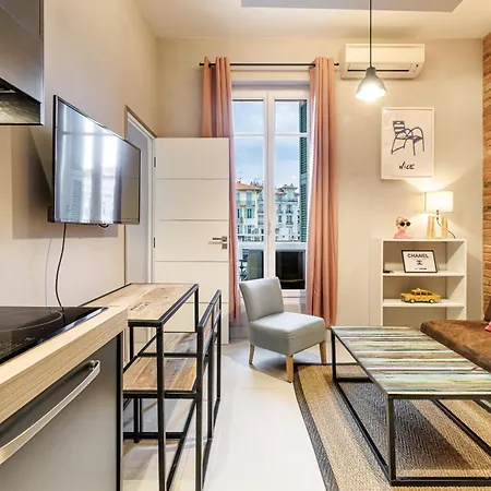 아파트 Charming 1 Bdr Downtown *