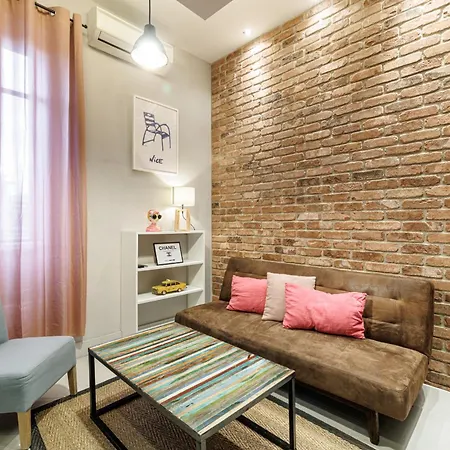 Charming 1 Bdr Downtown *