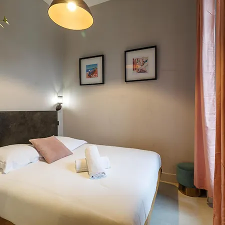 아파트 Charming 1 Bdr Downtown 니스