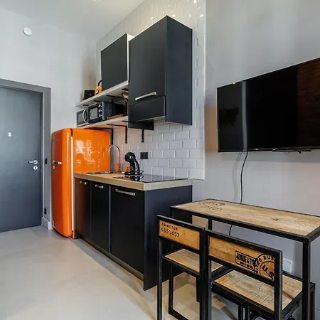 Charming 1 Bdr Downtown 니스