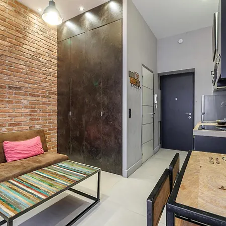 Charming 1 Bdr Downtown Apartament *