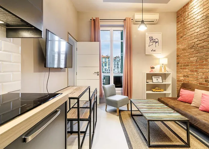 Apartman Charming 1 Bdr Downtown *