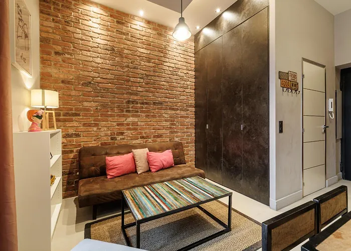 Apartman Charming 1 Bdr Downtown *