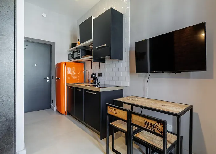 Charming 1 Bdr Downtown Niza