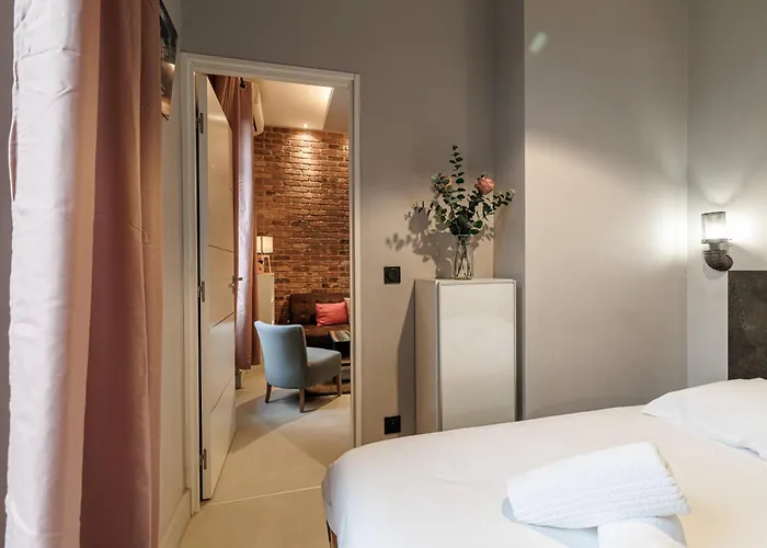 아파트 Charming 1 Bdr Downtown